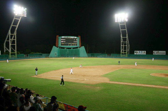 Estadio Jose Antonio Huelga (Sancti Spiritus)